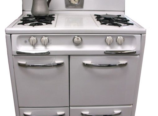 Dr. Mike Buys A New Cooker